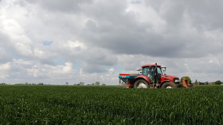 Poder de compra de adubos por agricultores melhorou em maio, aponta índice da Mosaic