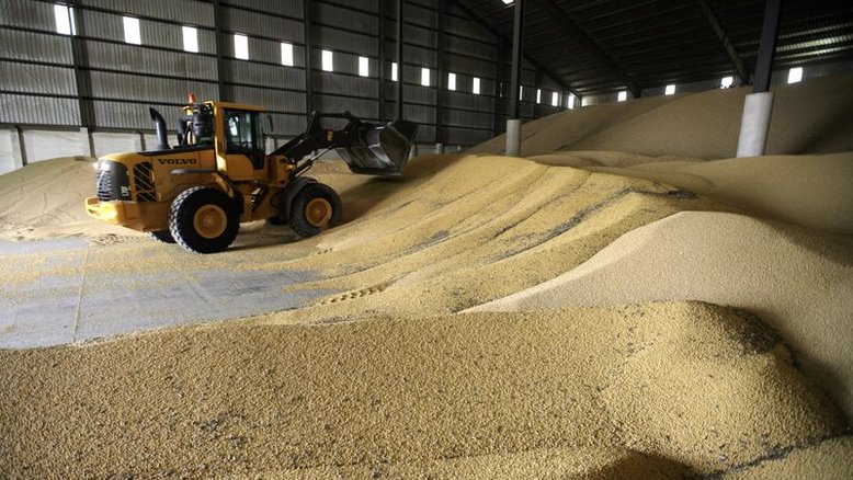 Brasil deve ter indústrias habilitadas para vender farelo de soja à China em até 2 meses