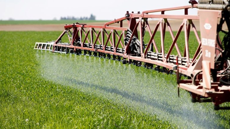 Com sanções à Rússia, escassez de fertilizantes ameaça oferta global de alimentos