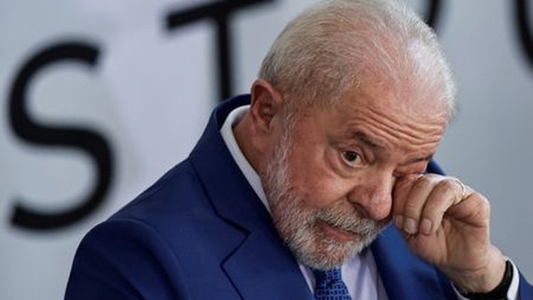 Lula diz que produção excedente de alimento será comprada pelo governo e preço mínimo será retomado