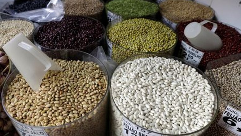 Governo vai criar linha de crédito para médios e pequenos produtores de alimentos, diz ministro