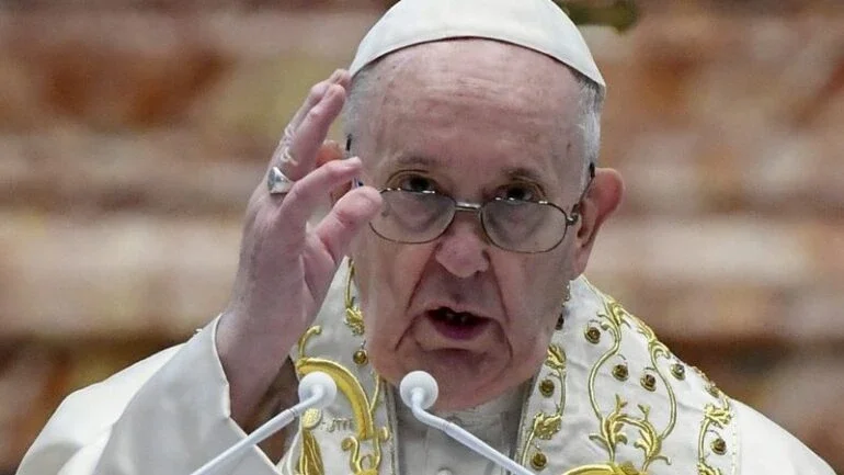 Papa pede que FMI e Banco Mundial reduzam dívidas de países pobres