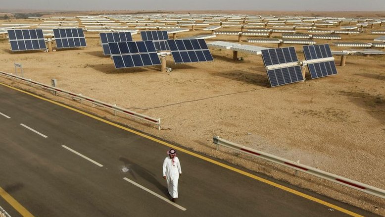 Arábia Saudita assina acordos para 7 novos projetos de energia solar, diz SPA