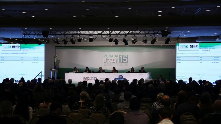 PDT pede ao STF suspensão de 17ª rodada de licitação de petróleo