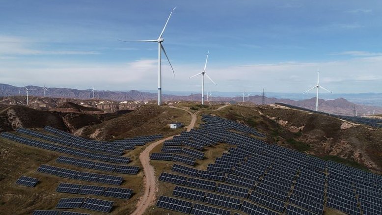 China vê geração solar e eólica respondendo por 11% do uso de eletricidade em 2021
