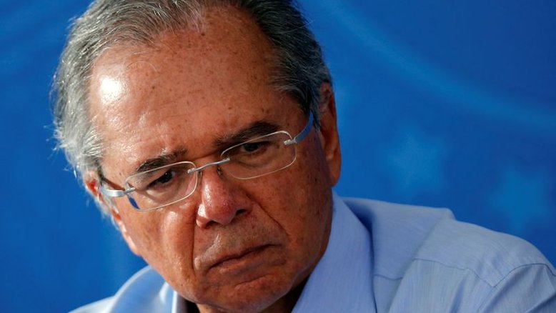 Guedes nega pressão política em trocas na equipe econômica e fala em "desgaste natural"