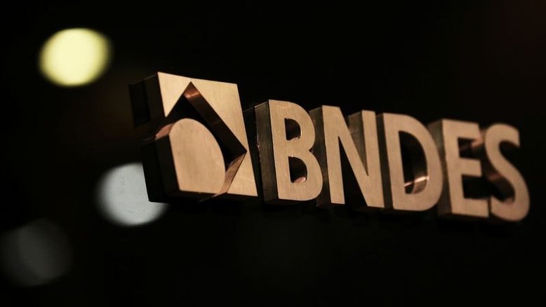 BNDES não venderá ações da Eletrobras em meio à capitalização da empresa, diz diretor