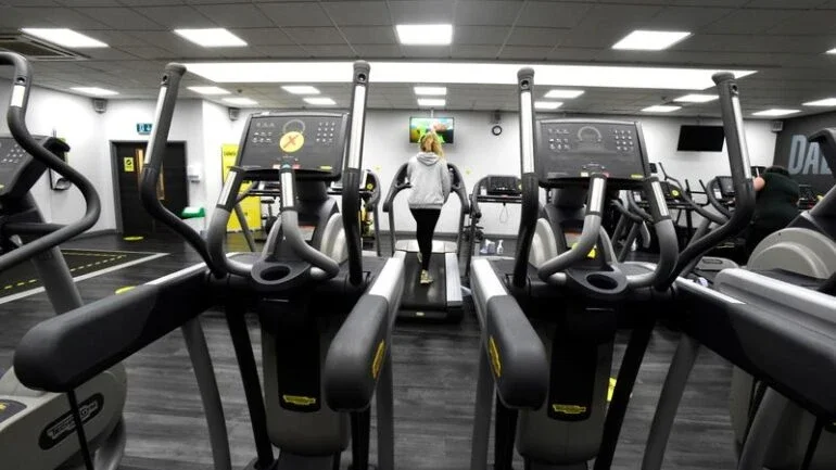 SmartFit precifica IPO a R$23 por ação