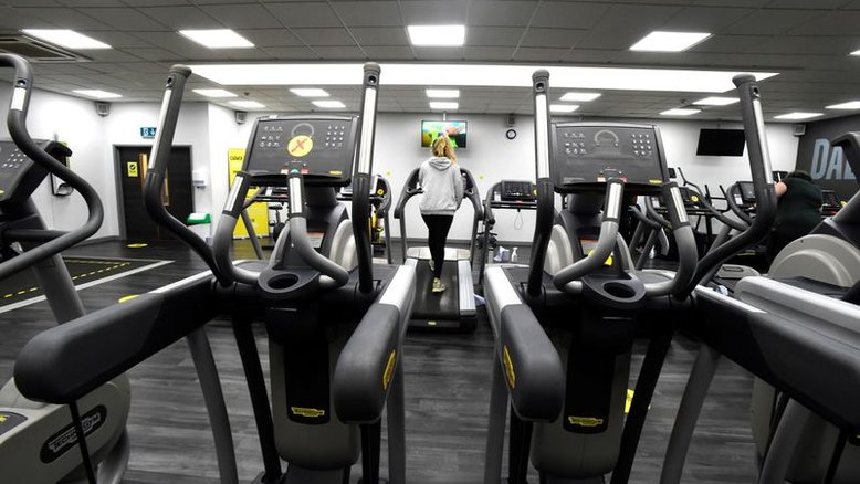 SmartFit precifica IPO a R$23 por ação