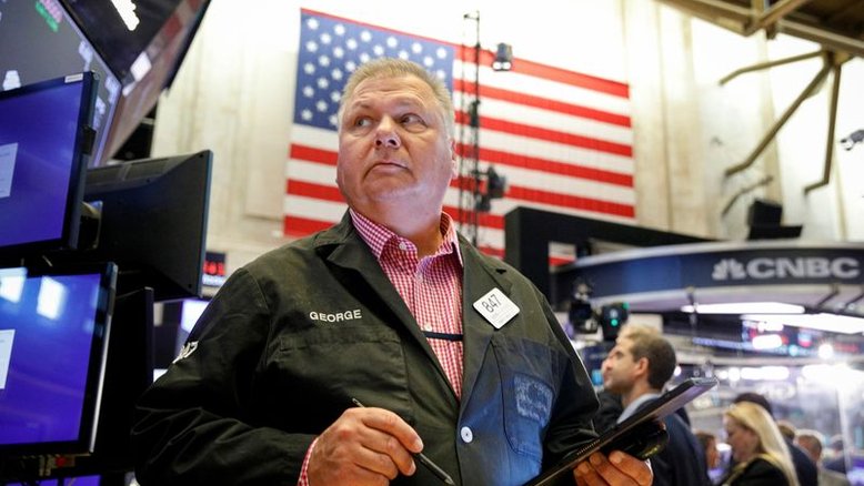 Nasdaq fecha em queda com pressão de gigantes da tecnologia