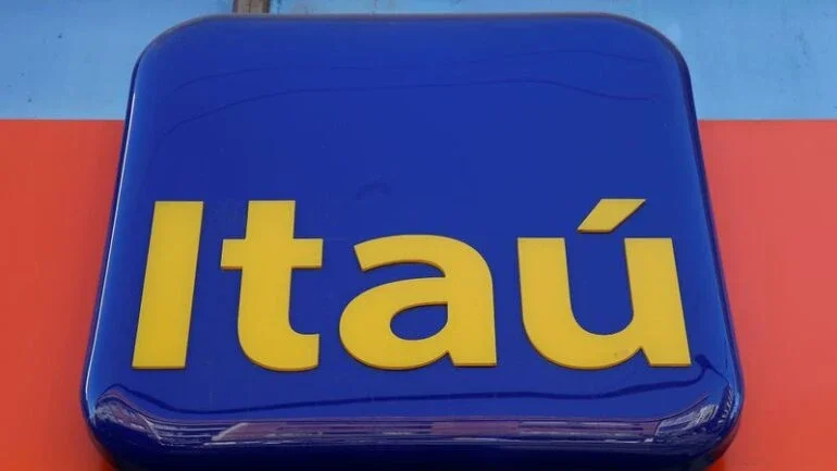 Itaú paga R$2,4 bi e terá contas de servidores e pagamento a fornecedores em MG