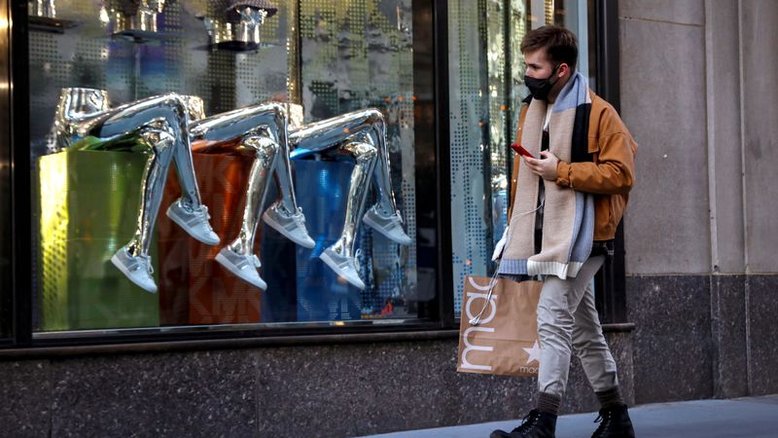 Confiança do consumidor dos EUA se mantém em máxima de 17 meses em julho
