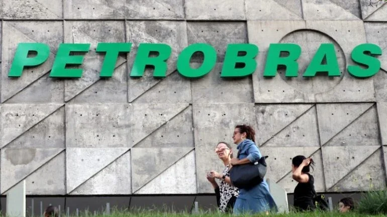 Petrobras confirma contratação de JPMorgan para assessorar venda de fatia na Braskem