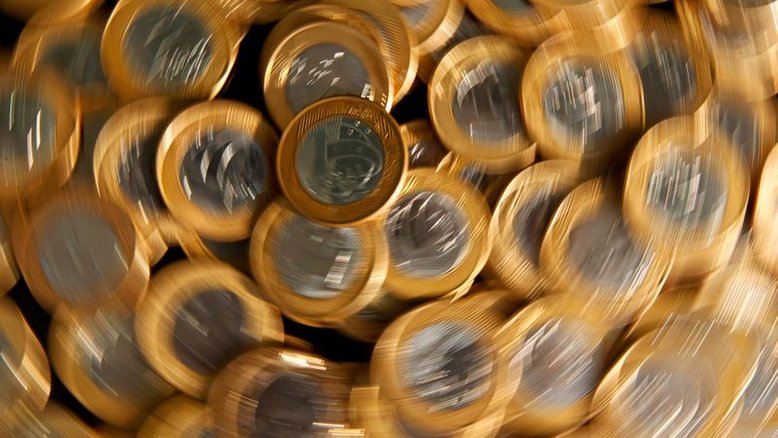 Economia melhora meta de déficit primário para 2022 a R$ 49,6 bi, de R$ 170,5 bi