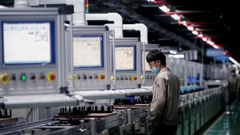 Indústria da China tem contração pela 1ª vez desde abril de 2020, mostra PMI do Caixin