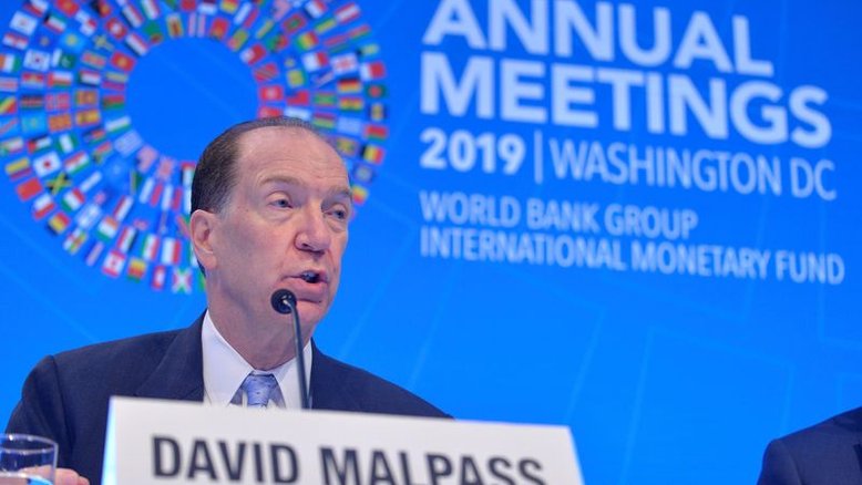 Chefe do Banco Mundial diz que pressão para alterar dados de relatório "fala por si"