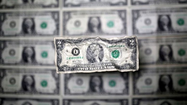 Dólar sobe pelo 4º pregão seguido e renova máxima em um mês com fiscal doméstico e exterior