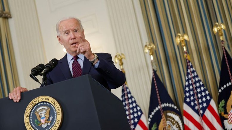 Biden acusa republicanos de "imprudência" em relação a limite da dívida dos EUA