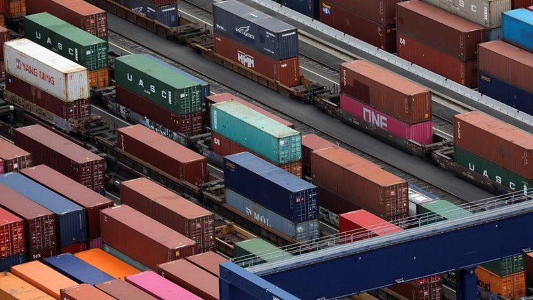 Déficit comercial dos EUA aumenta mais do que o esperado em agosto