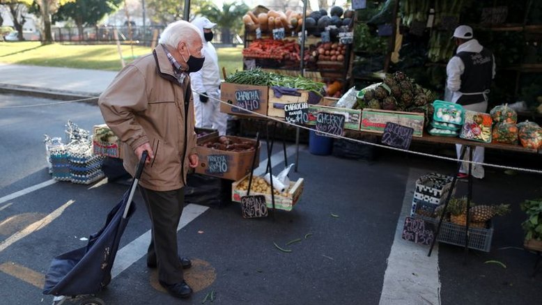 Inflação argentina tem alta expressiva apesar de esforços para conter preços