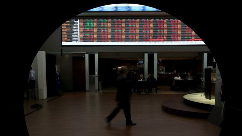 Pessimismo cresce e Ibovespa tem novas mínimas do ano