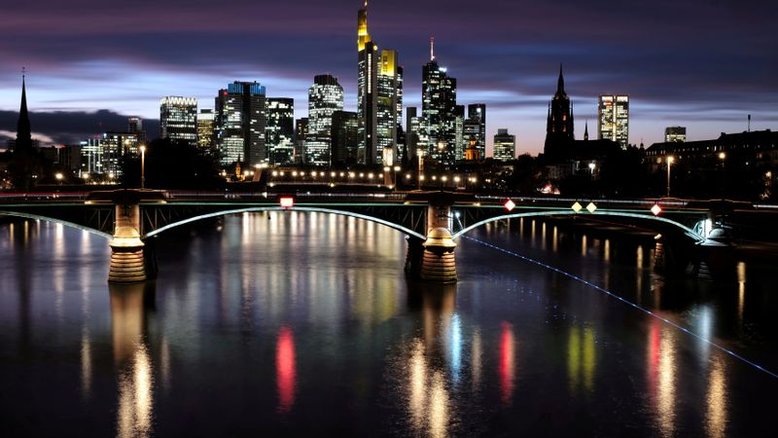 Economia da zona do euro cresce em seu ritmo mais rápido em um ano