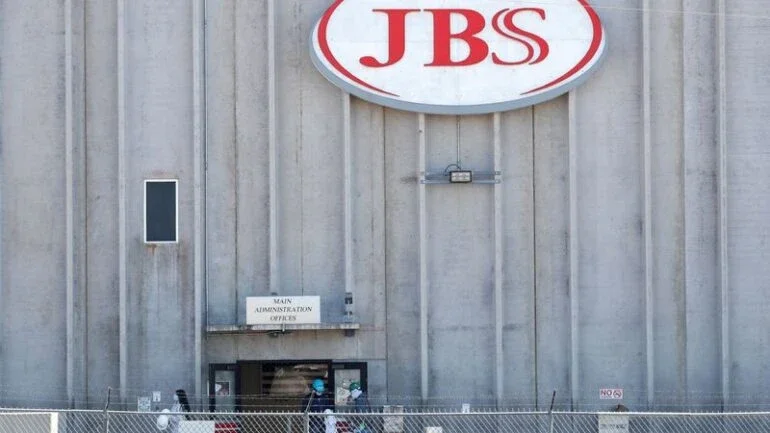 JBS anuncia programa de recompra e cancelamento de ações