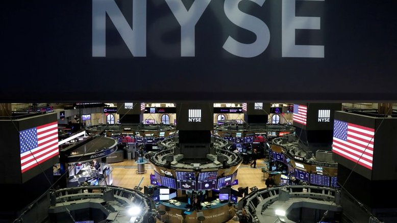 Wall Street sobe com otimismo de varejistas sobre temporada de compras