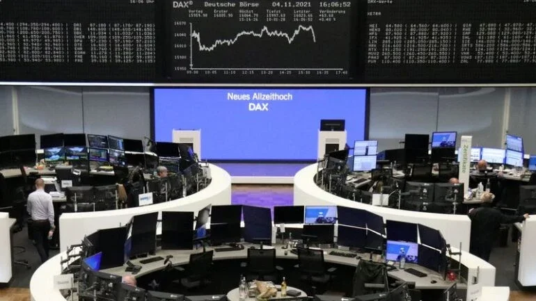 Ações europeias ampliam rali recorde após conversa entre Xi e Biden; Prosus e Kering oferecem impulso