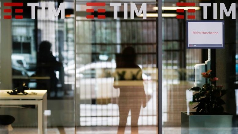 Telecom Italia indica presidente da TIM como novo diretor-geral