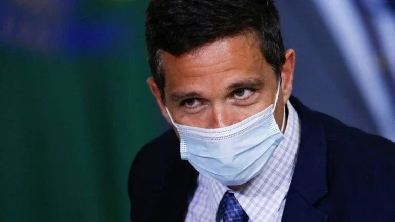 Dúvida sobre nossa capacidade de crescer estruturalmente começou a entrar no prêmio de risco, diz Campos Neto
