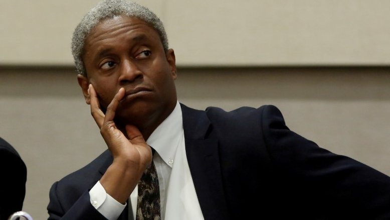 REUTERS NEXT-Bostic defende conclusão de compras de títulos pelo Fed no 1º trimestre de 2022