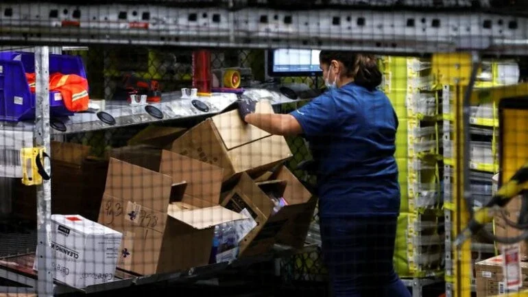 Custo trabalhista nos EUA tem forte revisão de alta no 3º tri
