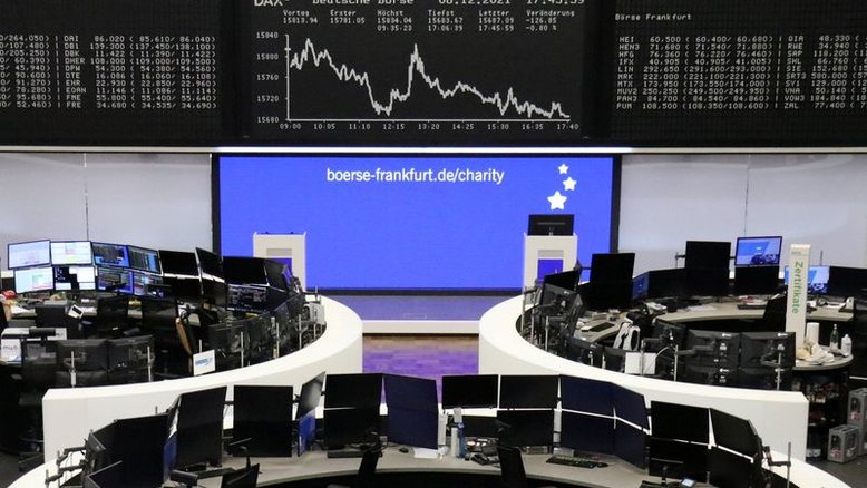 Ações europeias voltam a cair com temores sobre Ômicron