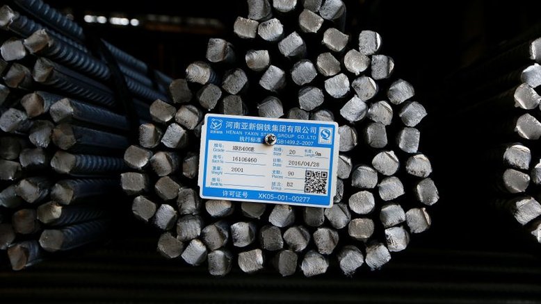 Aço e minério de ferro caem na China com alívio em temor de restrições a siderúrgicas