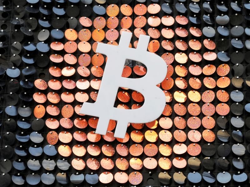 tagreuters.com2021binary_LYNXNPEH4J17V-BASEIMAGE
