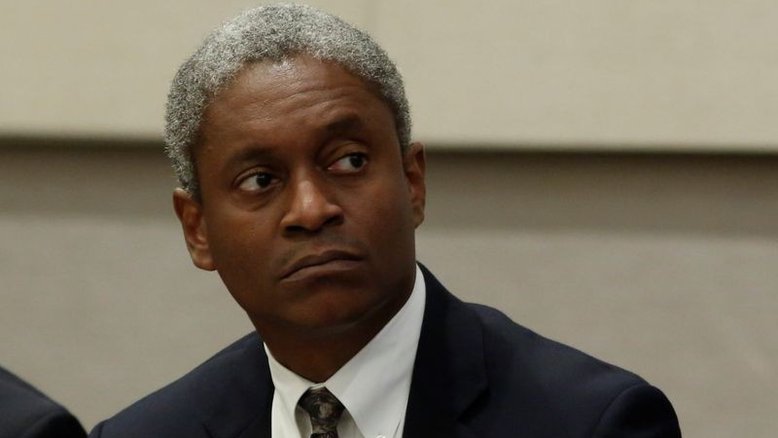 Bostic, do Fed, diz ser provável aumento de juros ao fim de 2022 devido a forte crescimento e inflação