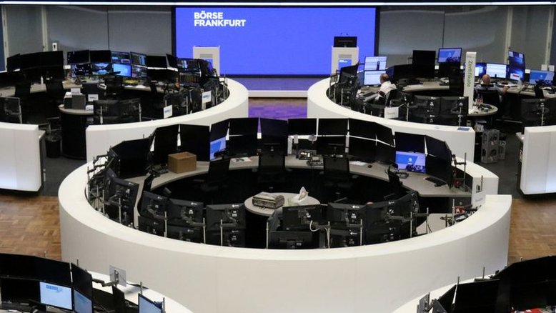 Atividade empresarial forte eleva mercados europeus; mid-caps de Londres têm máxima recorde
