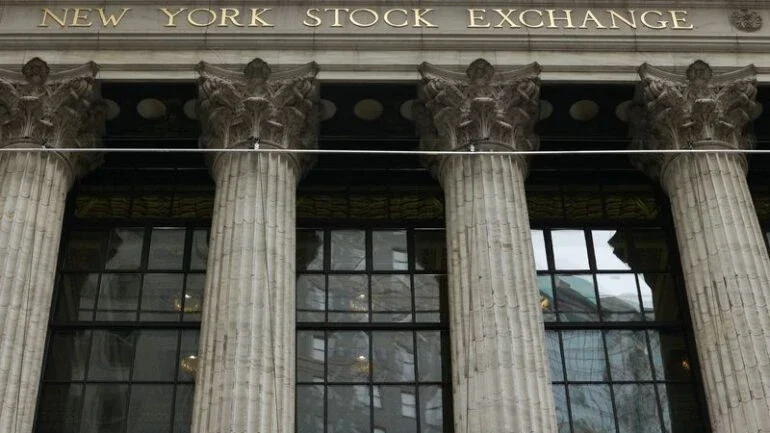 Wall St tem rali após Ocidente impor novas sanções à Rússia
