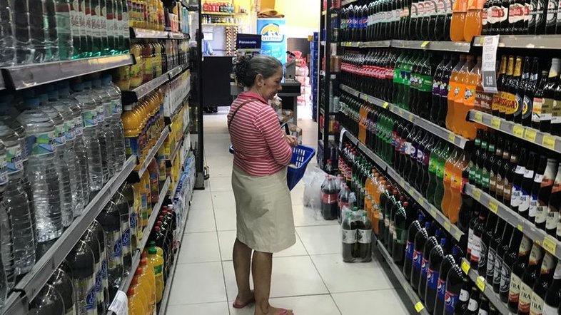 Em tempos de "reduflação", cresce bronca de consumidores com esperteza de empresas