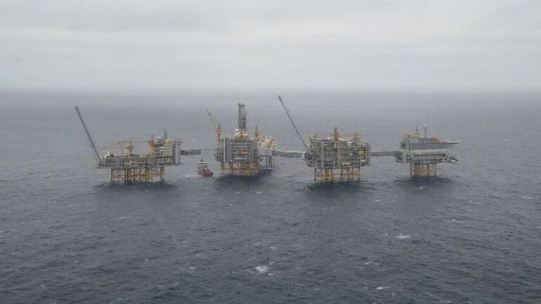 Trabalhadores de petróleo e gás da Noruega ameaçam greve, com risco para parte da produção