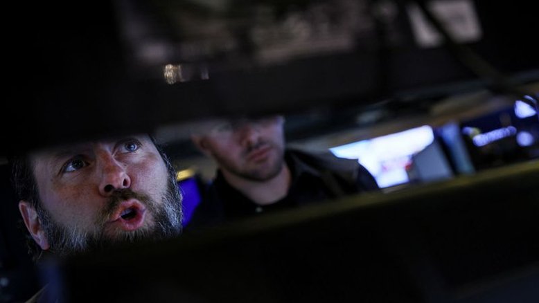 Wall St cai com rendimentos de Treasuries acima de 3%