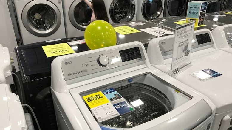 Encomendas de bens de capital nos EUA sobem com força em maio