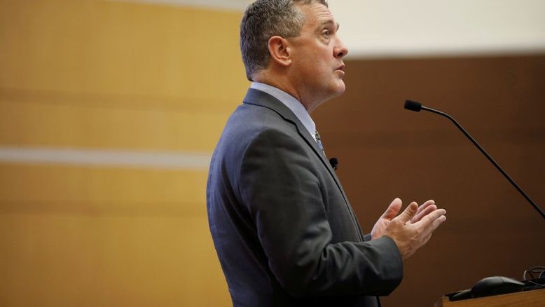 Bullard, do Fed, vê crescimento econômico contínuo dos EUA