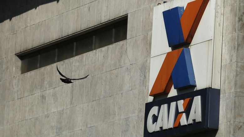 Caixa suspende verba para quem citar Felipe Neto, Lula, Bolsonaro, Dom Phillips e outros
