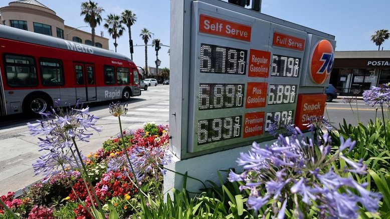 Margens globais da gasolina colapsam e prejudicam lucros das refinarias