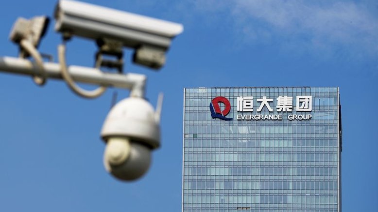 Reestruturação da dívida de Evergrande indica como China enfrentará crise imobiliária