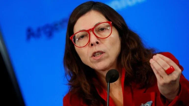 Nova ministra da Economia da Argentina se reúne com autoridades de finanças em Washington