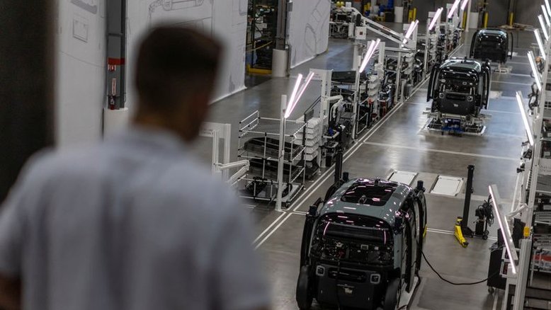 Recessão fica à espreita após nova contração da economia dos EUA no 2° tri