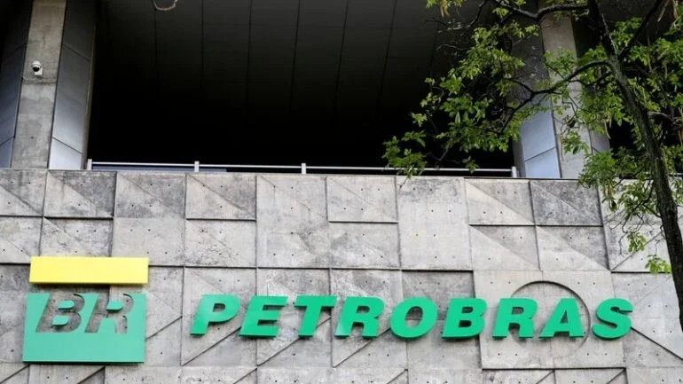 Petrobras não descarta compra de diesel russo diante de cenário de aperto